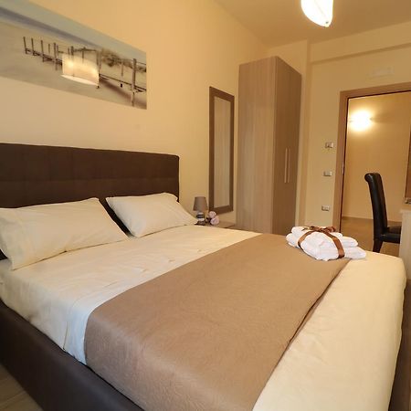 B&B Pietrarsa Portici Bagian luar foto