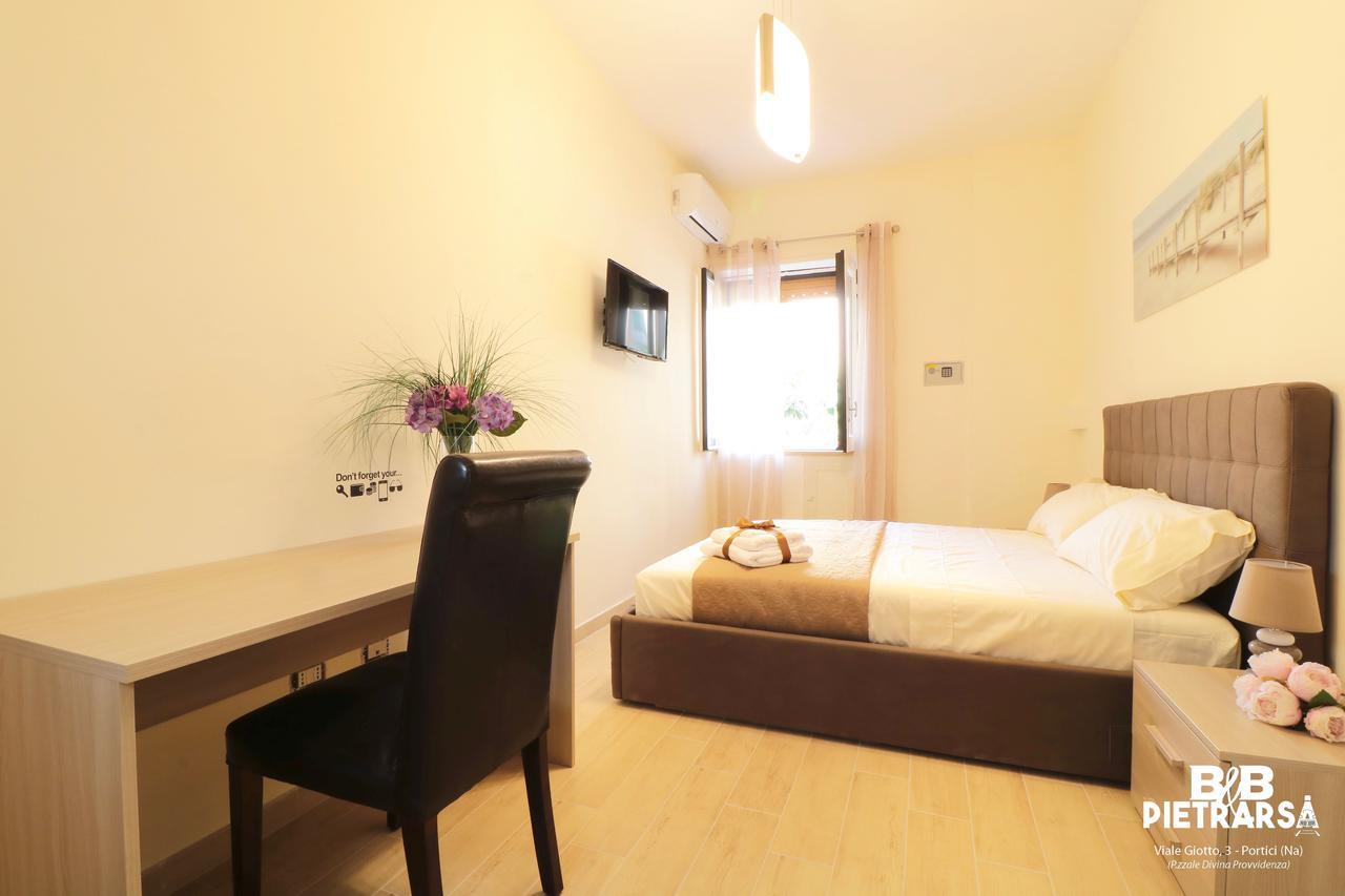 B&B Pietrarsa Portici Bagian luar foto