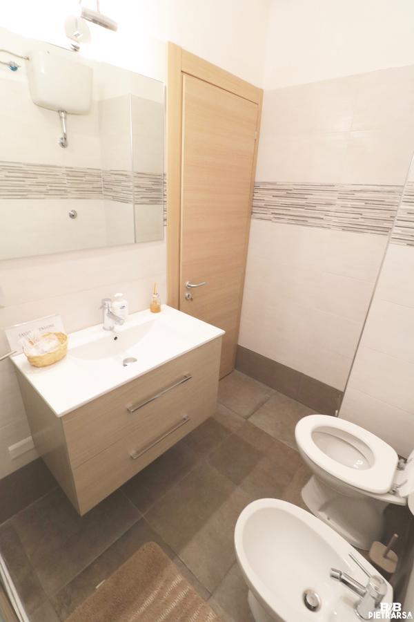 B&B Pietrarsa Portici Bagian luar foto