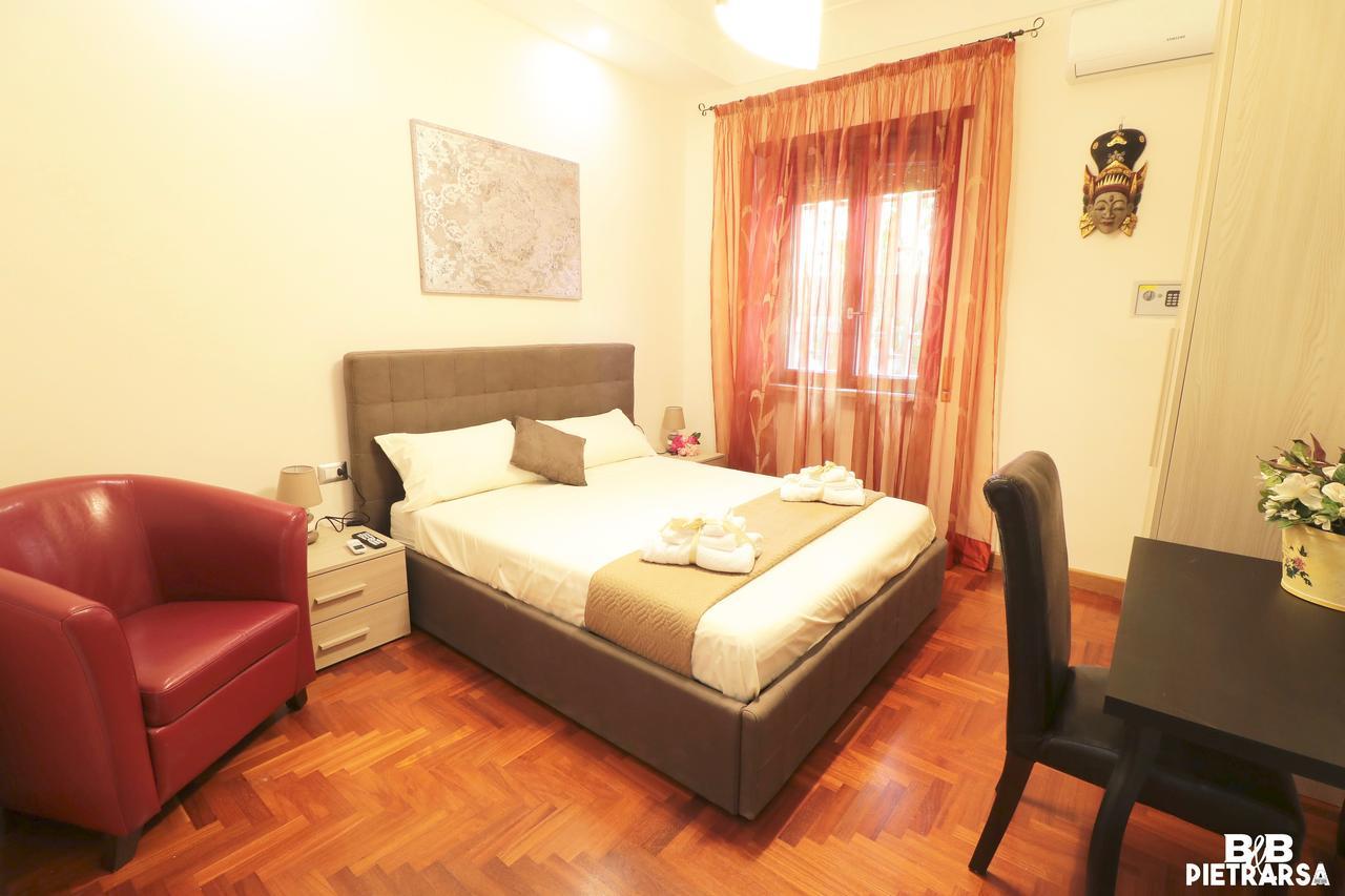 B&B Pietrarsa Portici Bagian luar foto